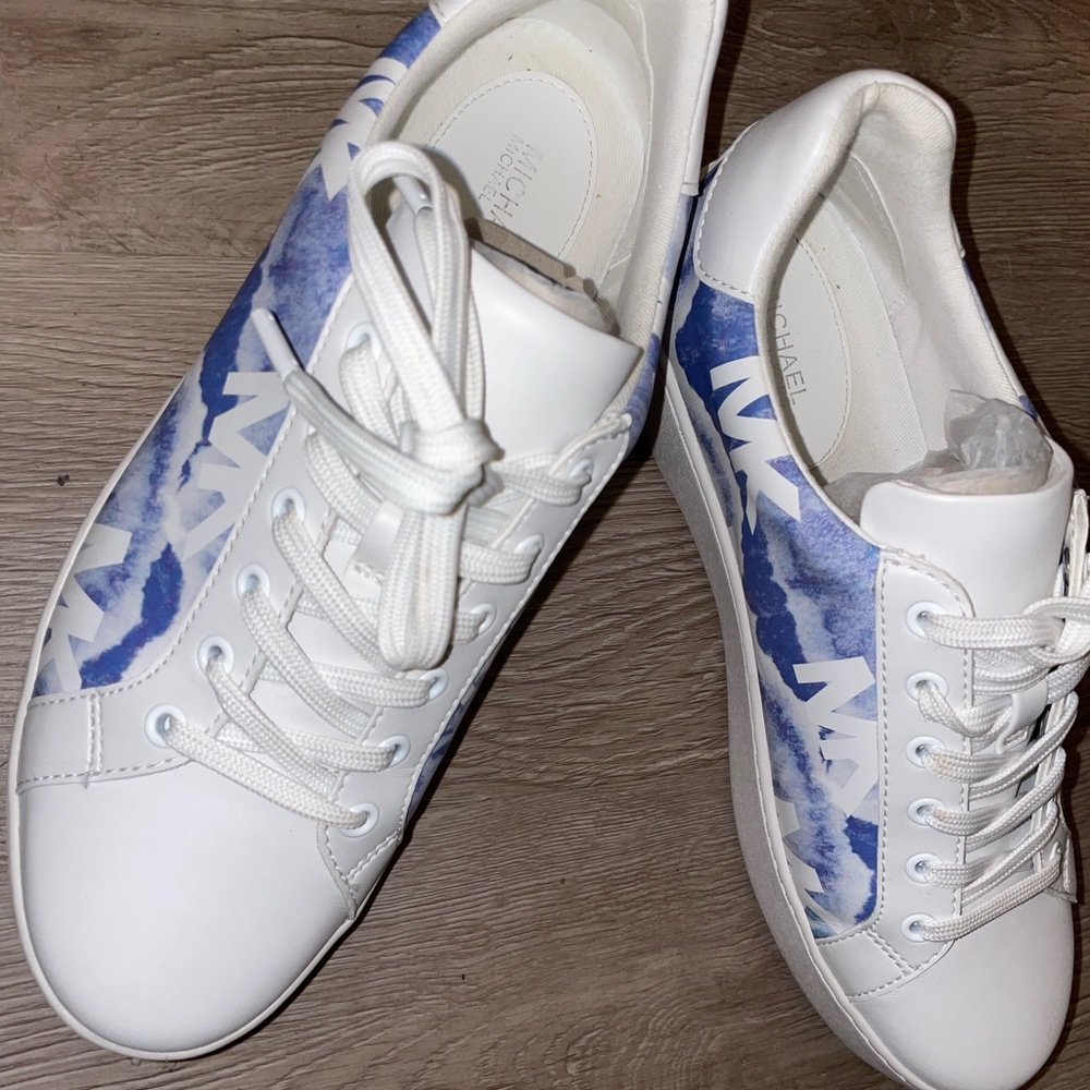 pale blue size 8M worn three times